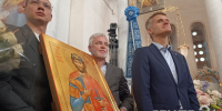 В Староладожский Успенский монастырь передали икону Александра Невского - ЛенТВ24