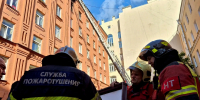 Пожар в доме на Большой Зелениной потушили – на это ушло почти семь часов - tvspb.ru - ТК Санкт-Петербург