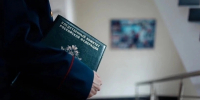 В Смоленске завершено расследование уголовного дела по обвинению двух местных жителей, в том числе несовершеннолетнего в краже денежных средств с банковского счета - Следственный комитет