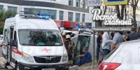 Машина скорой помощи перевернулась в центре Ростова - Панорама