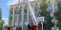В Камышине на учениях спасли заблокированных огнем людей - ИА Высота 102.0