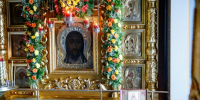 Богослужение в канун перенесения Нерукотворного Образа - Свято-Троицкий собор