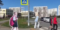 Ростовые куклы детей установили на пешеходных переходах у школ: зачем это сделали - КП Челябинск