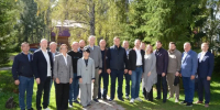 Виталий Хоценко провел выездное заседание Парламентского клуба  - Газета Омский пригород