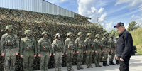 Александр Дрозденко встретился с военными для передачи гуманитарной помощи - Online47.Ru