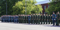 Курсанты ПАИИ приняли военную присягу - Комсомольская правда