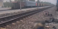 Поезд насмерть сбил велосипедиста в наушниках в Новосибирской области - Сиб.фм