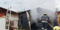 В одном из гаражей Твери закоротило чайник – пожар уничтожил автомобиль - Газета Вся Тверь