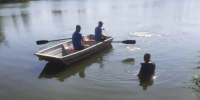 В Цимлянске водолазы готовились искать мужчину под водой, а он оказался жив и стоял у дороги - Bloknot-Rostov.Ru