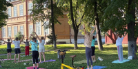 Утро под каштанами, или Парки и стадионы вместо залов - Общественное мнение