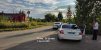 Lada Largus столкнулась с поездом в Пскове - Pln-Pskov.Ru