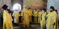 В Пафнутиевом Боровском монастыре состоялось архиерейское богослужение и освящение нового студенческого корпуса колледжа «Логос» - Пафнутьевский монастырь