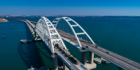 Перед Крымским мостом образовалась очередь из 600 автомобилей - ИА Общественная служба новостей