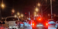 Автомобилисты встали в &quotбордовые&quot пробки после вальса яхт в Иркутске Читатель ИА IrkutskMedia - IrkutskMedia.Ru