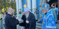 Архиереи митрополии встретили мощи св. блаж. Матроны Московской и возглавили Литургию Недели 13-й по Пятидесятнице - Уфимская Епархия