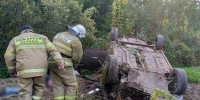 В Малой Вишере в перевернувшейся автомашине погибла женщина - 53news.Ru