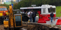 На оползневом склоне в центре Смоленска готовятся к установке подпорной стены - Комсомольская Правда