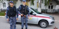 Сотрудники Росгвардии задержали мужчину, находившегося в федеральном розыске в Соликамске - Росгвардия