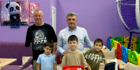 Юсуп Магомедов поздравил будущих первоклассников округа № 3 с наступающим Днём знаний - Городская Дума