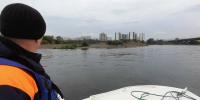 В Красноярске ищут юношу упавшего в Енисей на центральной набережной. Фото: КГКУ "Спасатель" - Седьмой канал