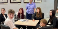 Как не попасться на уловки вербовщиков: сотрудники курганского СКР провели квиз со школьниками - Новый мир