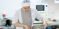 Укомплектованность штата в школьных столовых Казани выросла на 30% за год - Реальное время