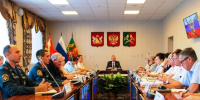 Еженедельное оперативное совещание. - Администрация Таловского района