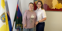 В Кочубеевском округе офицеры СК России поздравили девочку  с ограниченными возможностями здоровья с Днем знаний - СУ СК РФ