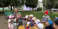 В гостях у сказки: в детском саду прошел увлекательный книжный обзор! 📚✨ - Библиотечно-информационный и досуговый центр