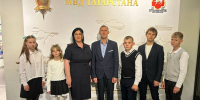 Многодетная семья получила подарки от главы МВД по РТ перед Днем Знаний - ИА Татар-информ
