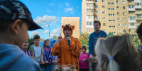 На улицах Книповича, Героев Рыбачьего и Спартака устроили праздник для жителей — как это было - Вечерний Мурманск
