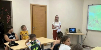 Ко Дню российского кино в АМЦ «Родина» прошёл праздник для ребят из летнего лагеря Центра семейного образования - Управление культуры