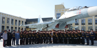 В День знаний в Иркутском суворовском военном училище заложили новую традицию по созданию памятной аллеи - Правительство Иркутской области