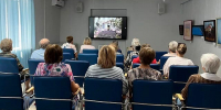 Получатели социальных услуг Новоусманского района посетили модульную библиотеку - РИА Новости Новой Усмани