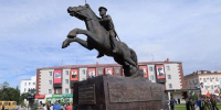 В День знаний в Туве почтили память добровольцев Тувинской Народной Республики - Справедливая Россия