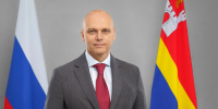 Алексей Беспрозванных поздравил калининградцев с Днём знаний - Kaskad.TV