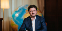 Евгений Стружак поздравляет москвичей с Днём знаний! - Департамент соцзащиты