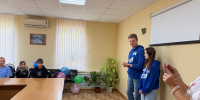 27 августа 2026 года активисты «Молодой Гвардии Единой России» продолжили благотворительную акцию «Собери ребенка в школу» - Колышлейский район
