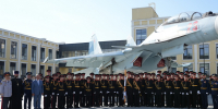В День знаний в Иркутском суворовском военном училище заложили новую традицию по созданию памятной аллеи - ИА ИркСиб
