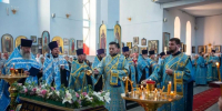 В попразднство Успения Пресвятой Богородицы епископ Тихорецкий и Кореновский Стефан возглавил вечернюю службу в павловском Свято-Успенском храме - Газета Единство