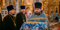 Митрополит Павел совершил Литургию в Воскресенском кафедральном соборе г. Ханты-Мансийска - Ханты-Мансийская Митрополия