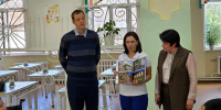 Детям из Центра помощи в Слободском подарили книгу о Вятке - Кировская правда