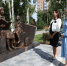 Накануне Дня знаний в Самаре открыли скульптуру, посвященную педагогам школы 41 - ProGorodSamara.Ru