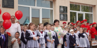 Глава Никольского района поздравила учеников первой школы с Днем знаний - Никольский район