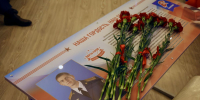 В астраханской школе № 32 в День знаний открыли «Парту Героя», посвящённую Александру Ховрико - Единая Россия