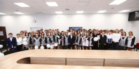 Элиссан Шандалович провел парламентский урок для учеников в Медвежьегорске - StolicaOnego.Ru