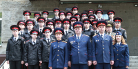 В Томске сотрудники ведомства поздравили с Днем знаний учащихся профильных кадетских классов Следственного комитета Российской Федерации - Следственный комитет