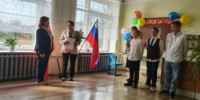 Торжественная линейка и акция — поздравление «Здравствуй, к знаниям дорога!». - Городищенская МЦРБ