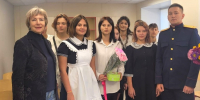 Молодой следователь Алейского МСО СУ СК России по Алтайскому краю поздравили воспитанников подшефного детского учреждения с Днем знаний - Следственный комитет