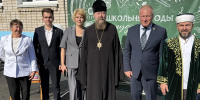 Глава Чистопольского муниципального района Дмитрий Иванов принял участие в торжественной линейке в средней школе № 5 - Чистопольский район